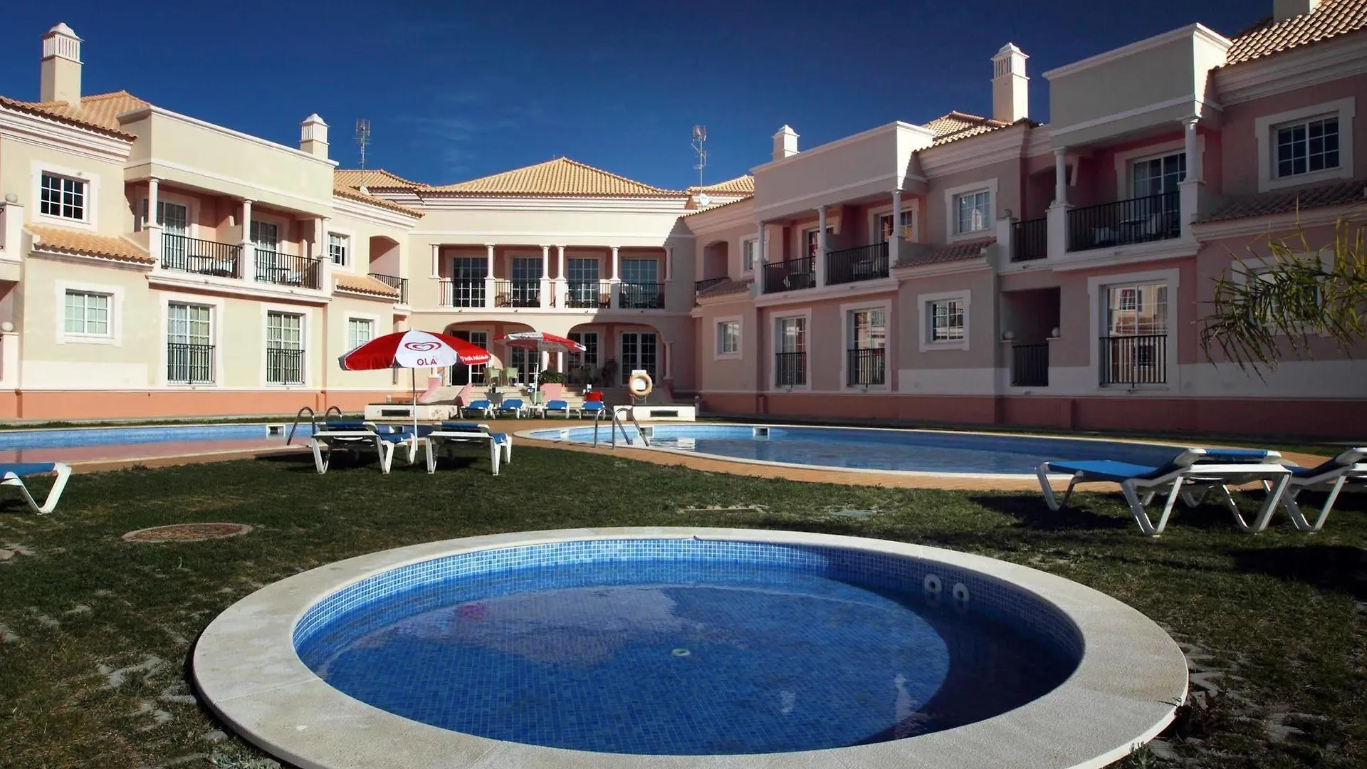 Aquamar Albufeira Aparthotel 3*,