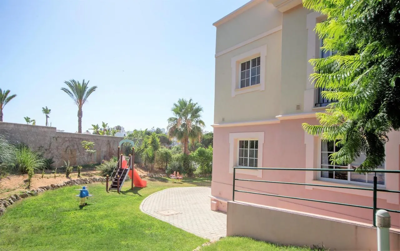 Aquamar Albufeira Aparthotel