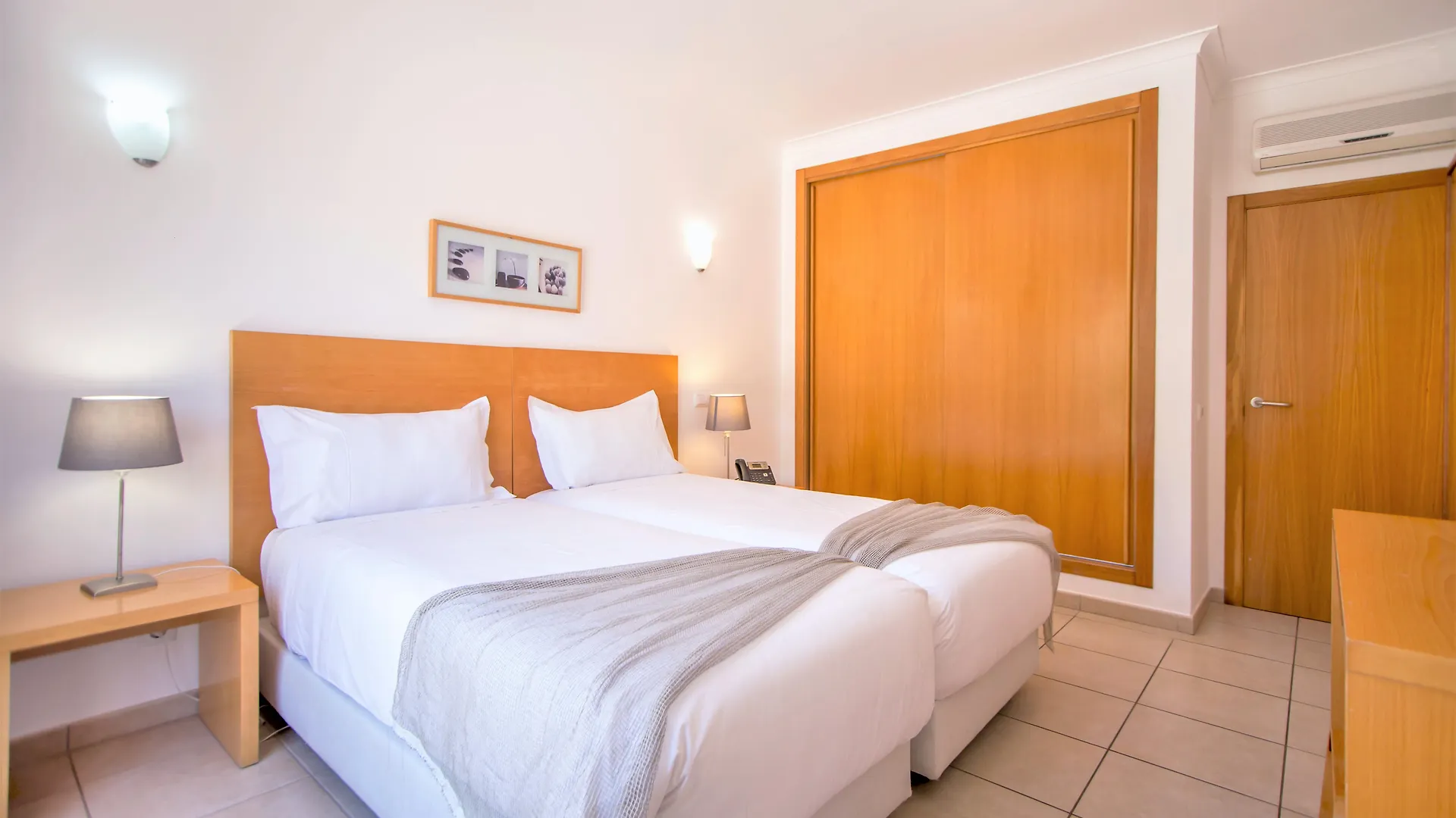 Aquamar Albufeira Aparthotel